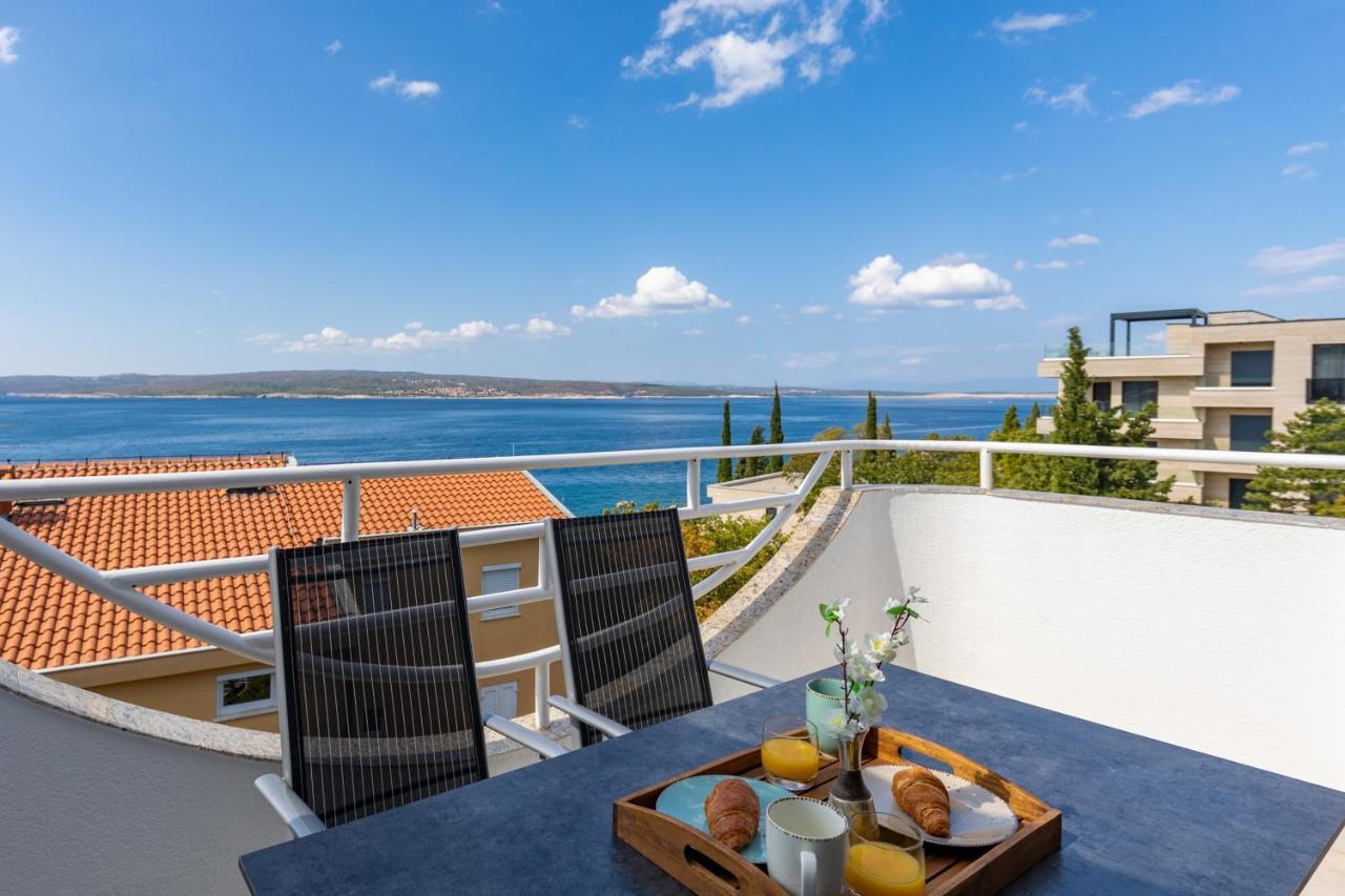 Apartment Forever Selce Bagian luar foto