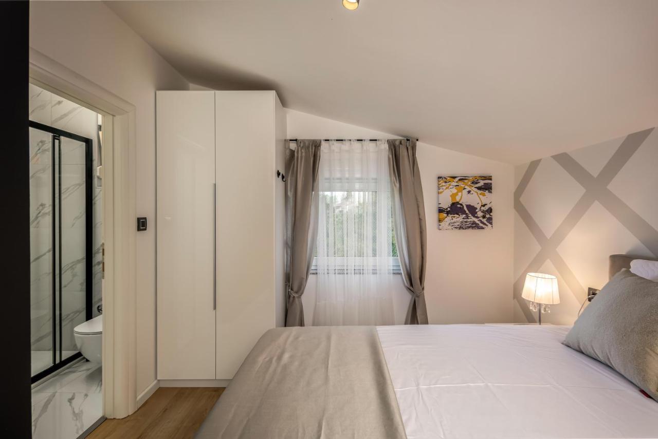 Apartment Forever Selce Bagian luar foto